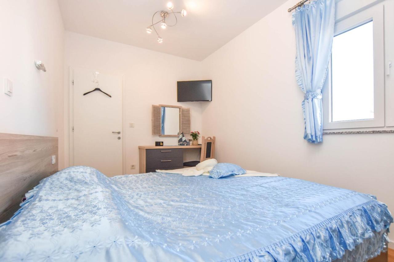 Apartment Martin Biograd Na Moru Ngoại thất bức ảnh